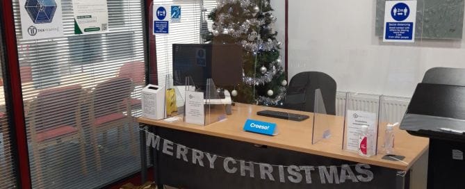 christmas decorations, Talk Training